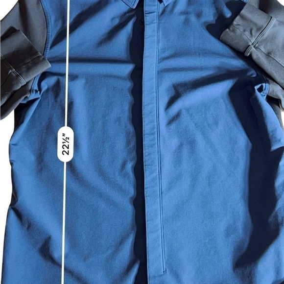 Lululemon Mainstay Hybrid Button Down Shirt - Picture 7 of 8